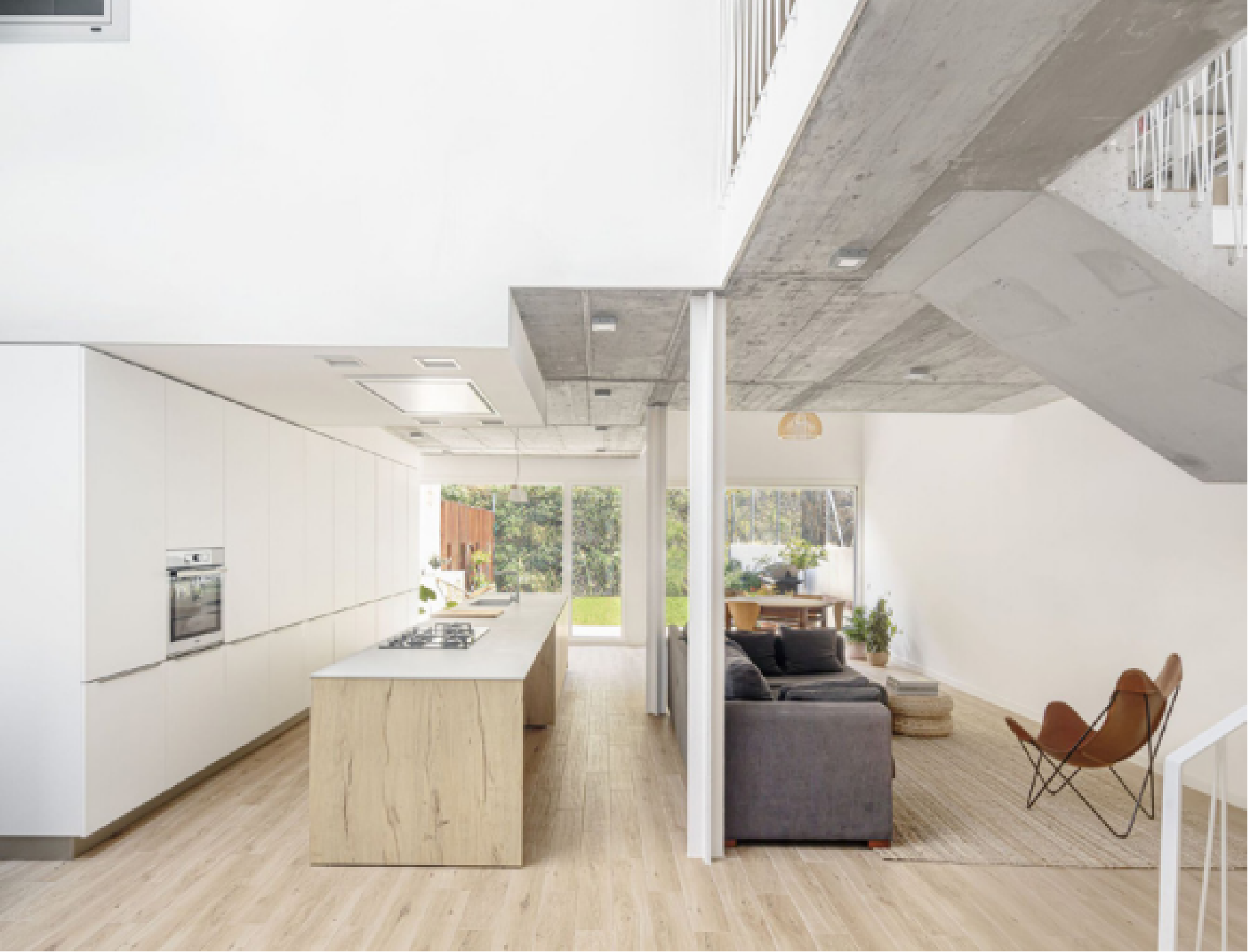 Custom Space-Saving L-Shaped Kitchen Cabinets - custom kitchen cabinets by Kojoon