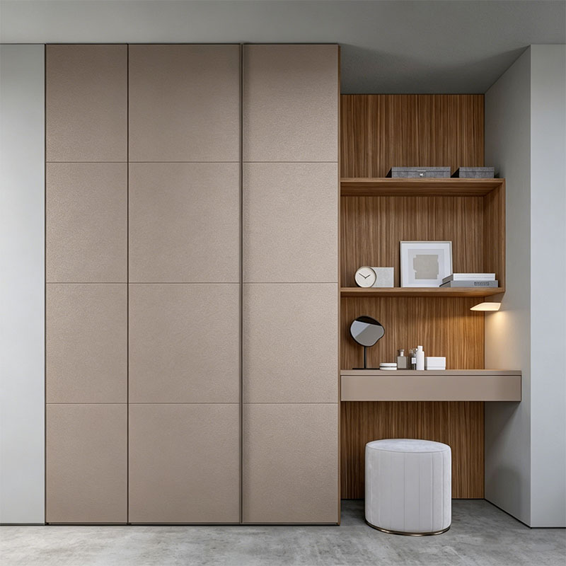 Bureau suspendu, armoire et vitrine sur mesure de style « Cream » - armoire de chambre sur mesure par Kojoon